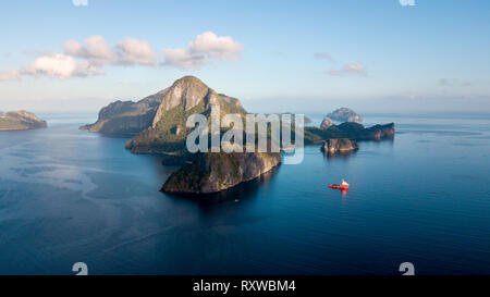 Skyline von cadlao Insel von El Nido Strand in Palawan, Philippinen Stockfoto