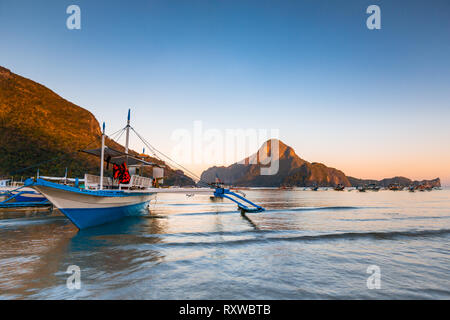 Skyline von cadlao Insel von El Nido Strand in Palawan, Philippinen Stockfoto