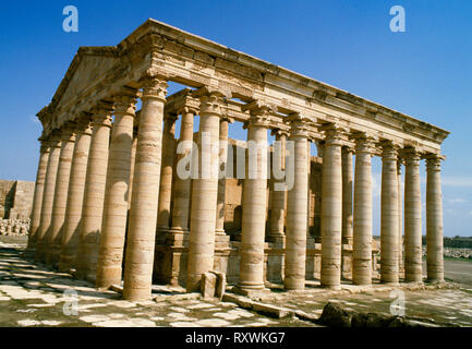 Hintere&S-Seite der C1 stBC hellenistischen Stil Tempel in der zentralen heiligen Gehäuse (Temenos) Der oasenstadt Hatra (al-hadr), im Norden des Irak. Stockfoto