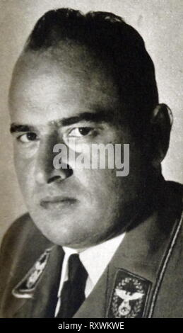 Hans Michael Frank (1900-1946), deutscher Kriegsverbrecher, die für die NS-Partei während der 1920er und 1930er Jahren arbeitete. wurde Adolf Hitlers Persönlichen Anwalt. Nach dem Überfall auf Polen, Frank wurde des nationalsozialistischen Deutschland chief Jurist im Polen 'Allgemein' Territorium besetzt. Während seiner Amtszeit während des Zweiten Weltkriegs (1939-45), er leitete eine Herrschaft des Terrors gegen die Zivilbevölkerung und wurde direkt in den Massenmord an den Juden beteiligt. Bei den Nürnberger Prozessen wurde er wegen Kriegsverbrechen und Verbrechen gegen die Menschlichkeit gefunden und ausgeführt wurde. Stockfoto