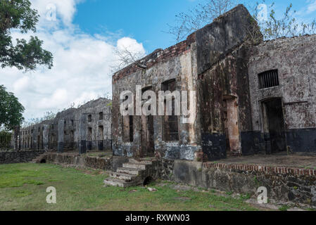 Gefängnis St-Laurent-du-Maroni, in Französisch Guyana. Zellen der Einzelhaft Flügel Stockfoto