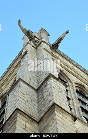 Wasserspeier auf die Römisch-katholische Kirche von Saint-Severin im Quartier Latin von Paris. Stockfoto