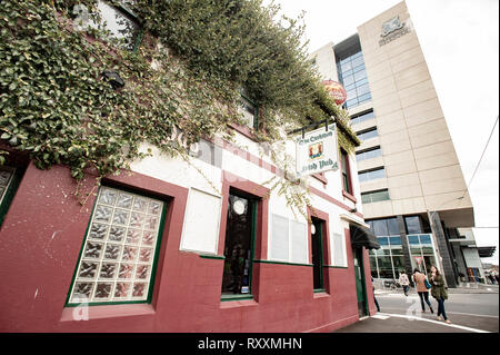 Die Corkman Hotel vor zu demolieren, Carlton, Melbourne, Victoria, Australien Stockfoto