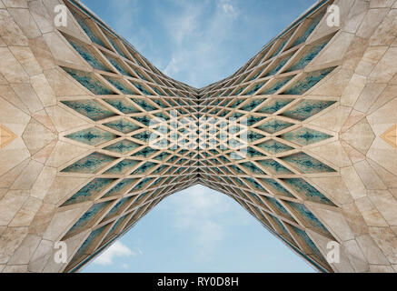 Azadi Turm in Teheran, Iran, im Januar 2019 genommen, hdr genommen Stockfoto