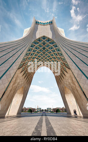 Azadi Turm in Teheran, Iran, im Januar 2019 genommen, hdr genommen Stockfoto