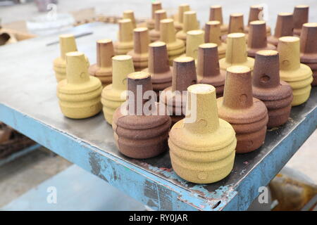 Beschichtet Sand Produkte für Gießen Stockfoto