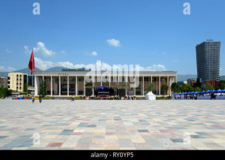 Oper, Skanderbeg Square, Tirana, Albanien Stockfoto