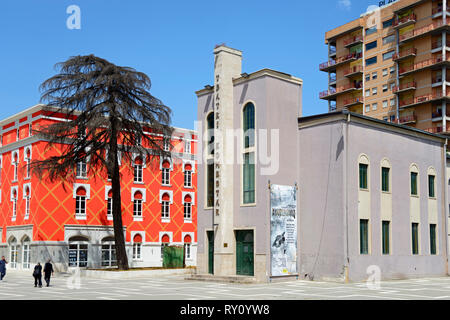 Teatri Kombetar, Nationaltheater, Stadtzentrum, Tirana, Albanien Stockfoto