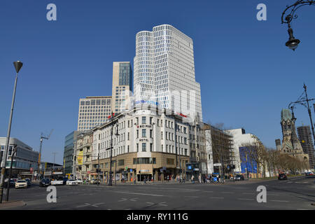 Hochhaus Upper West, Breitscheidplatz, Charlottenburg, Berlin, Deutschland Stockfoto