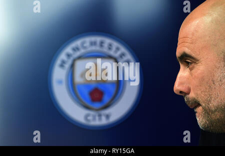 Manchester, Großbritannien. 11 Mär, 2019. Fussball: Champions League, bevor das zweite Bein der Umlauf von 16 Manchester City. Pressekonferenz mit Trainer Pep Guardiola von Manchester City an der Etihad Stadium. Credit: Ina Faßbender/dpa/Alamy leben Nachrichten Stockfoto