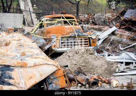 Agoura Hills, Kalifornien, USA. 11 Mär, 2019. Die Seminole Federn Mobile Home Park, wo fast 100 Häuser einige Vor vier Monaten während der woolsey Feuer zerstört wurden. Credit: Brian Cahn/ZUMA Draht/Alamy leben Nachrichten Stockfoto