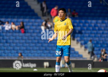 2., März 2019, RCDE Stadium, Cornellà, Spanien. Liga, Match zwischen RCD Espanyol und R. in Valladolid. Wu Lei (24) beim Warm-up. Credit: © Joan Gosa 2019/Alamy. Stockfoto