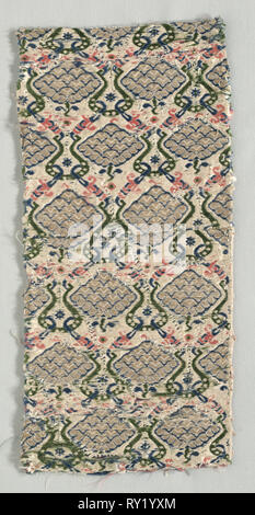 Textile Fragment, 1600. Italien, 17. Seide, Metallic Garn; insgesamt: 35 x 16,5 cm (13 3/4 x 6 1/2 in. Stockfoto