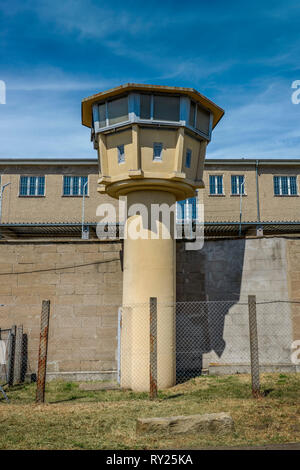 Wachturm, Stasi-Gedenkstaette, Genslerstrasse, Hohenschönhausen, Lichtenberg, Berlin, Deutschland Stockfoto