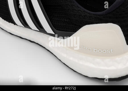 Adidas Ultra Boost Laufschuhe Stockfoto, Bild: 103737980 Alamy Adidas Ultra Boost Laufschuhe Stockfoto, Bild: 103737980 Alamy