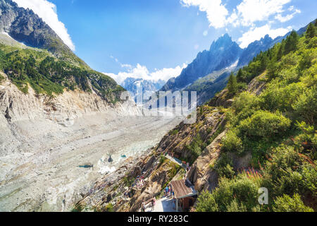 Reisen zu den schönen französischen Alpen im Sommer Stockfoto