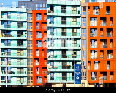 Modernes Apartment Gebäude in Enderby Wharf, Greenwich - South East London, England Stockfoto