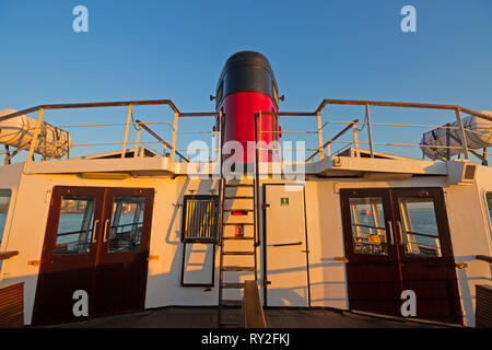 Leere Upper Deck auf die Mersey Fähre Liverpool UK Stockfoto