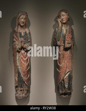 Trauer Saint John und Trauer Jungfrau (Paar), C. 1250-1275. Spanien, Königreich von Kastilien und Leon, 13. Polychromed Eiche; gesamt: 154,9 x 36,9 x 20,4 cm (61 x 14 1/2 x 8 1/16 in Stockfoto