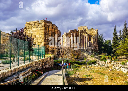 Baalbek historische Sehenswürdigkeit Bacchus Tempel Römische Gott des Weines Eingang Stockfoto