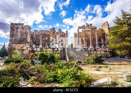 Baalbek historische Sehenswürdigkeit Bacchus Tempel Römische Gott des Weines Eingang Stockfoto