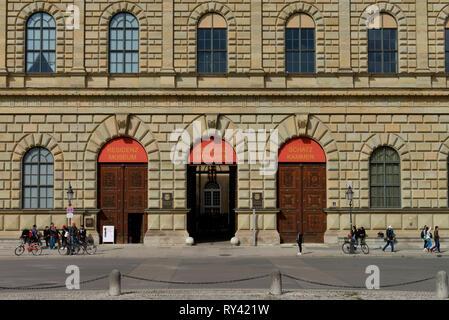 Koenigsbau, Muenchener Residenz, Max-Joseph-Platz, Muenchen, Bayern, Deutschland, Königsbau, der Münchener Residenz Stockfoto