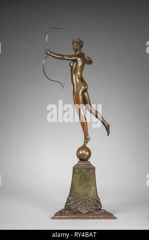 Diana, modelliert 1899. Augustus Saint-Gaudens (American, 1848-1907). Bronze; gesamt: 99,7 x 42,2 cm (39 1/4 x 16 5/8 in.); Basis: 33 x 33 cm (13 x 13 in Stockfoto