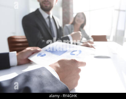 Hintergrundbild. Business Team an einem Schreibtisch Stockfoto