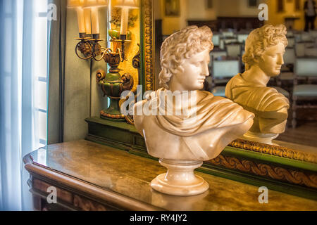 Eine Büste in der Bibliothek des Ebell Frauen Center, Los Angeles, CA USA Stockfoto