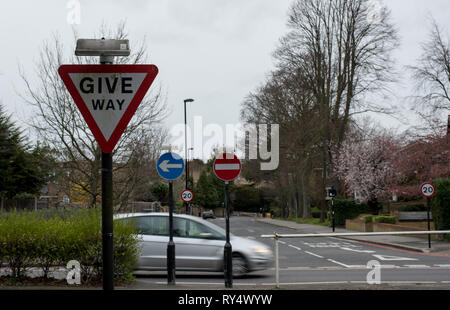 WEGWEISER in England Stockfoto