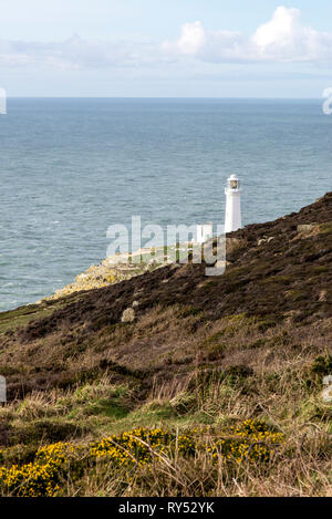 South Stack Lighthouse, Holy Island, Anglesey, Wales, UK. Foto am 4. Februar 2019, Stockfoto