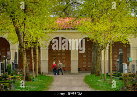 Urnengraeber, Ungererstraße Nordfriedhof, Muenchen, Bayern, Deutschland Stockfoto