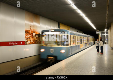 U-Bahnhof, Königsplatz, Muenchen, Bayern, Deutschland, Königsplatz Stockfoto