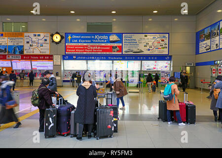 OSAKA, Japan - 1 Mar 2019 - Ansicht der Kansai International Airport (KIX), ein internationaler Flughafen, der auf einer künstlichen Insel in der Mitte des Os entfernt Stockfoto