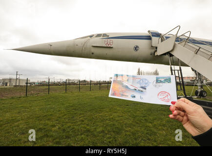 ATHIS MONS, FRANKREICH CONCORDE 50. JAHRESTAG FRANZÖSISCHE ERSTFLUG CONCORDE STEMPEL Stockfoto