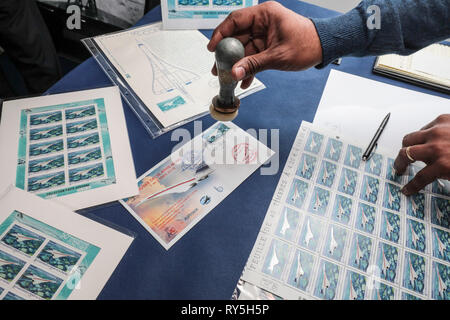 ATHIS MONS, FRANKREICH CONCORDE 50. JAHRESTAG FRANZÖSISCHE ERSTFLUG CONCORDE STEMPEL Stockfoto