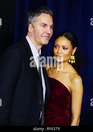 Hollywood, Kalifornien, USA. 11 Mär, 2019. Ol Parker, Thandie Newton 078 Besuchen die Premiere von Disney s Dumbo am El Capitan Theatre am 11. März 2019 in Los Angeles, Kalifornien. Credit: Tsuni/USA/Alamy leben Nachrichten Stockfoto