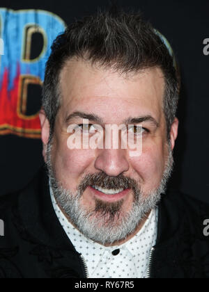 Hollywood, Vereinigte Staaten. 11 Mär, 2019. HOLLYWOOD, Los Angeles, CA, USA - 11. März: Sänger Joey Fatone kommt bei der Weltpremiere von Disney's 'Dumbo' an der Ray Dolby Ballsaal und El Capitan Theatre am 11. März 2019 in Hollywood, Los Angeles, Kalifornien, USA. (Foto von Xavier Collin/Image Press Agency) Quelle: Bild Presse Agentur/Alamy leben Nachrichten Stockfoto