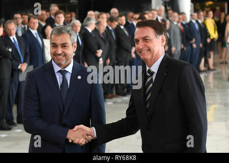 DF-Brasilia - 03/12/2019 - Besuch des Präsidenten von Paraguay - Jair Bolsonaro, Präsident der Republik, begleitet von Mario Abdo Benitez, Präsident von Paraguay, am Dienstag, 12. März während des Besuchs von Mario Abdo Benitez, Präsident von Paraguay, im Palacio Do Planalto gehalten. Foto: Mateus Bonomi/AGIF Stockfoto
