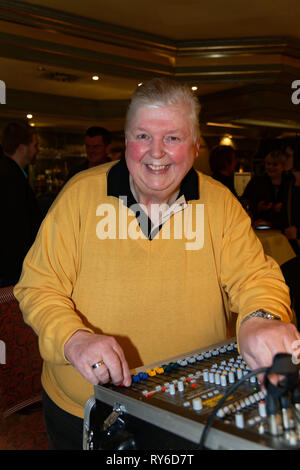 Lohmar, Deutschland. 12 Mär, 2019. Die Wildecker Herz junge Wolfgang Schwalm schaut in die Kamera bei der Feier des 75. Geburtstags von Pop Star Orloff. Quelle: Henning Kaiser/dpa/Alamy leben Nachrichten Stockfoto