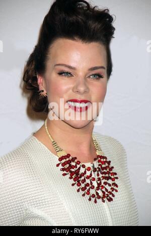 DEBI MAZAR 2012 Foto von John Barrett/PHOTOlink/MediaPunch Stockfoto