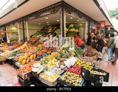 Obst und Gemüse auf dem Markt in Santa Cruz de Tenerife, Teneriffa, Kanarische Inseln Abschaltdruck Stockfoto