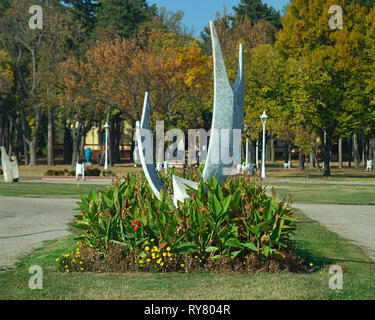 Detailansicht am Denkmal an der Promenade von Palic See, Serbien Stockfoto