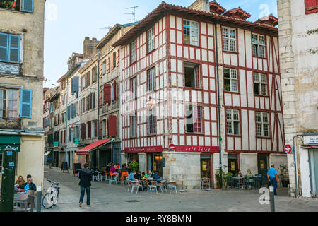 Rue Pannecau Straße. Bayonne Stadt. Bayona. Cambados. Atlantische Pyrenäen Abteilung. Aquitania Region. Labort (lapurdi). Baskenland. Frankreich Stockfoto