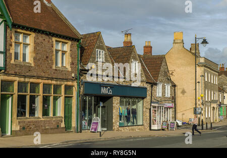 Die Hohe Straße in Chipping Sodbury, einer ländlichen Stadt in South Gloucestershire County, South West England Stockfoto