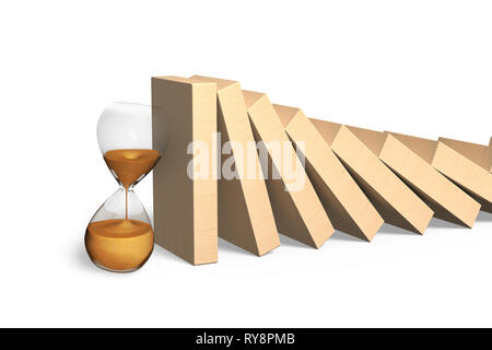 Fallende Dominosteine mit goldenen Sanduhr, auf weißem Hintergrund. Stockfoto