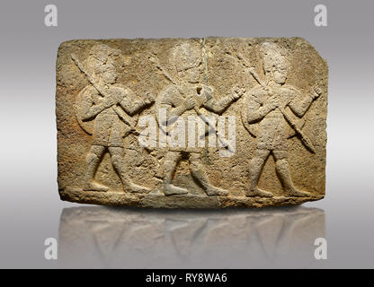 Bild-und-Bild der Hethiter monumentale Relief modellierten orthostat stone Panel der Verkünder Wand Basalt, Karkamıs, (Kargamıs), Karkemisch (Karkemish), 900 Stockfoto