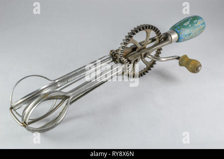 Antike, vintage Egg Beater. Stockfoto