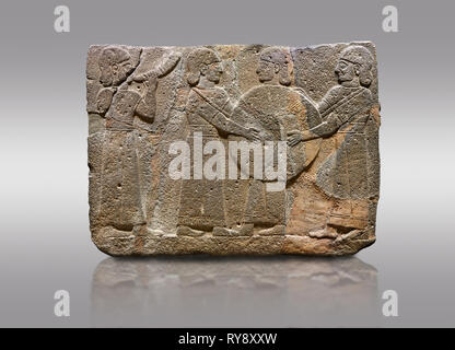 Bild-und-Bild der Hethiter monumentale Relief modellierten orthostat stone Panel der Prozession. Basalt, Karkamıs, (Kargamıs), Karkemisch (Karkemish), 900 Stockfoto