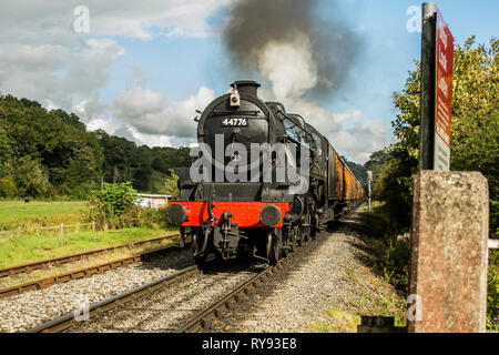 Stanier Klasse 5 4-6-0 Nr. 44776 Ansatz von Pickering Stockfoto